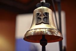 Bursa de la București a închis în creștere ultima ședință de tranzacționare a săptămânii