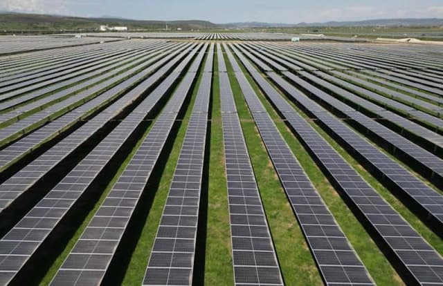  Extindere majoră în sectorul fotovoltaic din România cu un nou proiect important de 105 MWp