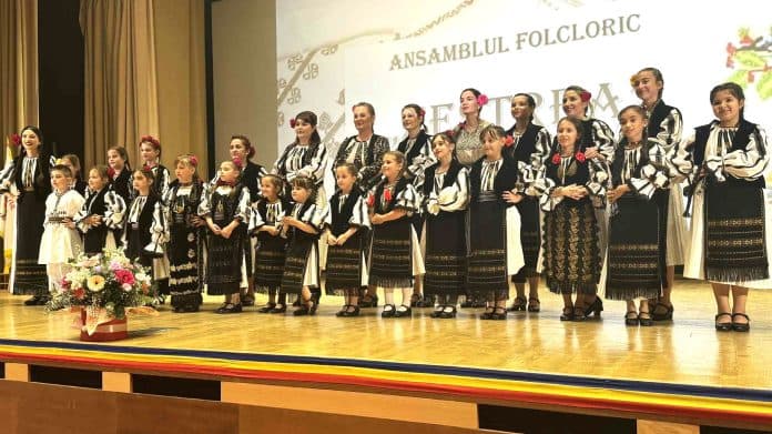  Păstrătorii Tradițiilor din Vâlcea, o Comoară Culturală Vie!